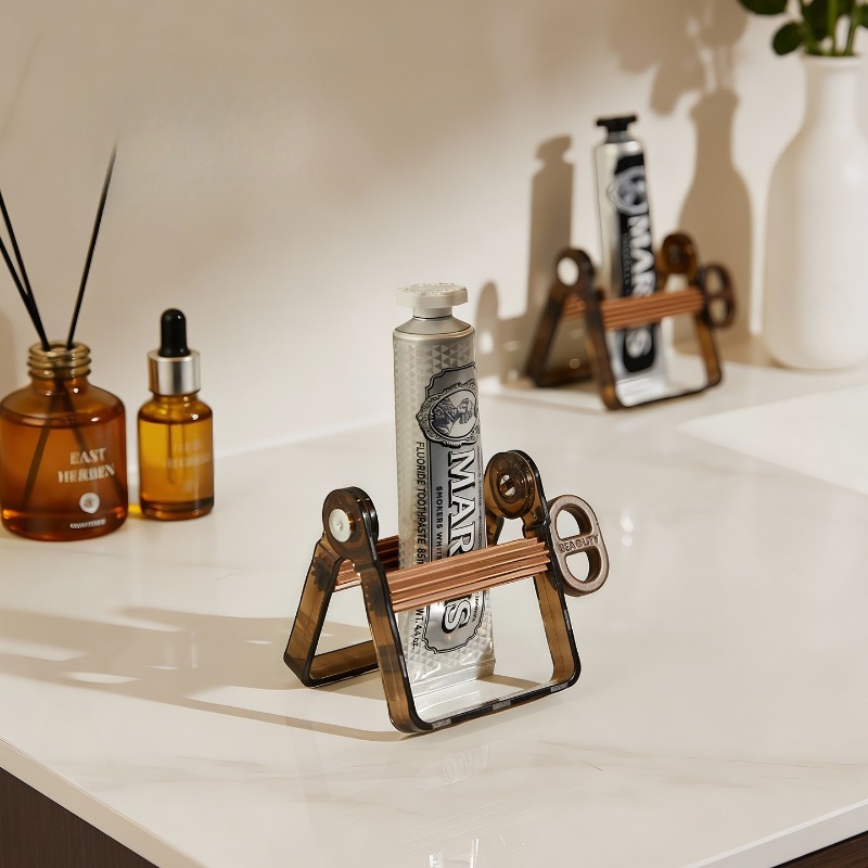 Lüks Manuel Diş Macunu Sıkacağ - Luxury Skincare Cleanser incelemesi ve fiyatı